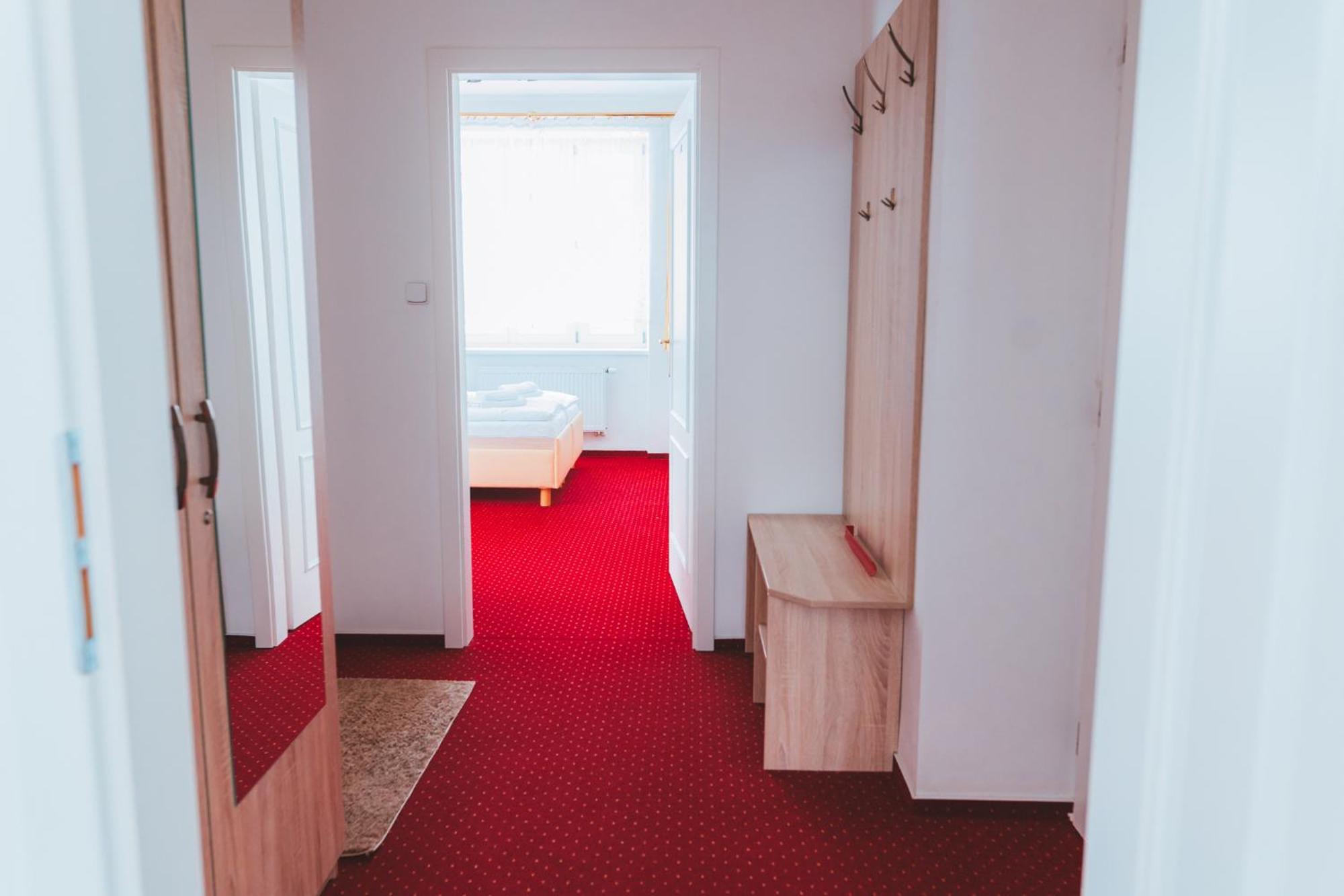 Kavarna A Penzion Reichl Králíky Extérieur photo